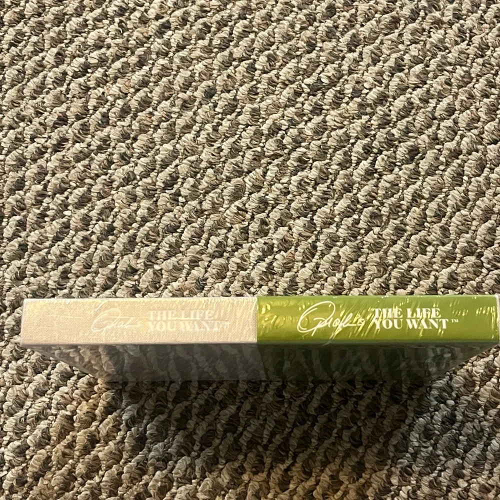 Green and Cream Planner